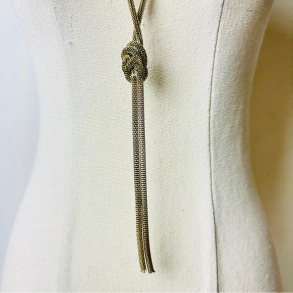 Vintage Mesh Knot Pendant Long Statement Necklace - Picture 7 of 9